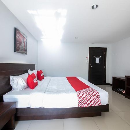 Oyo 373 Mc Ginger House Hotel Patong Exterior foto